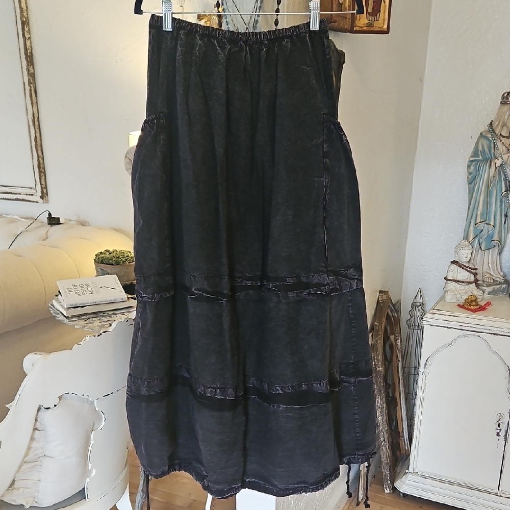Free People Black Maxi Skirt - Picture 7 of 8